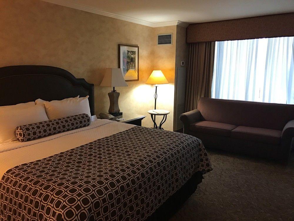 Delta Hotels by Marriott Anaheim Garden Grove Buitenkant foto