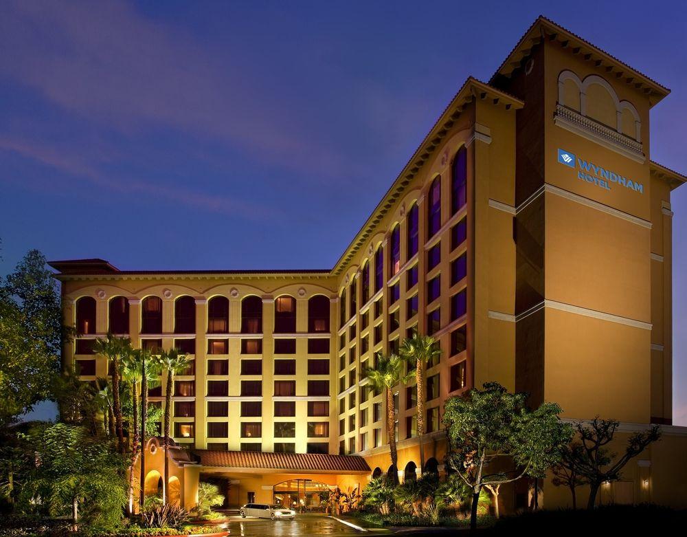 Delta Hotels by Marriott Anaheim Garden Grove Buitenkant foto