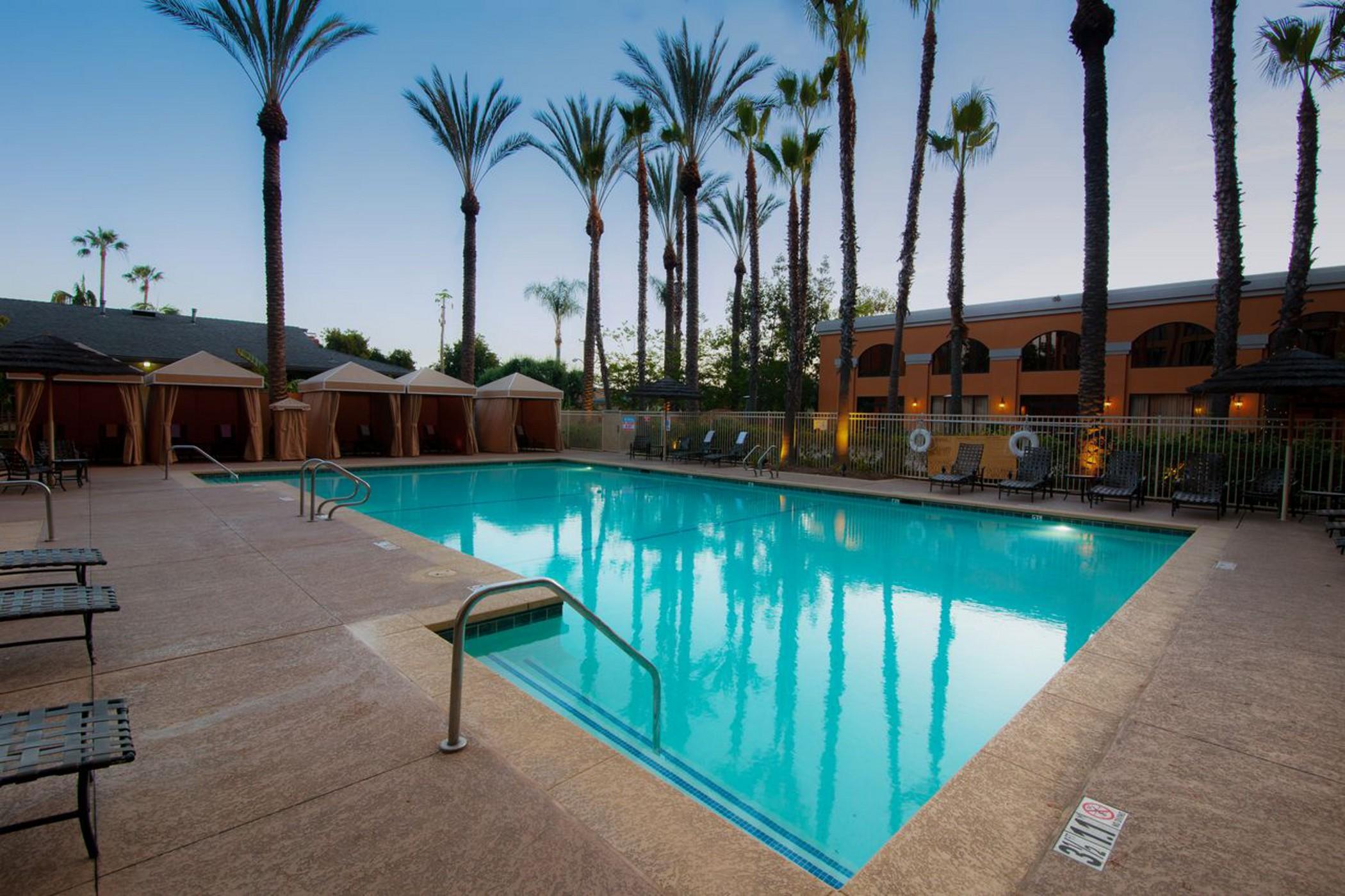 Delta Hotels by Marriott Anaheim Garden Grove Buitenkant foto