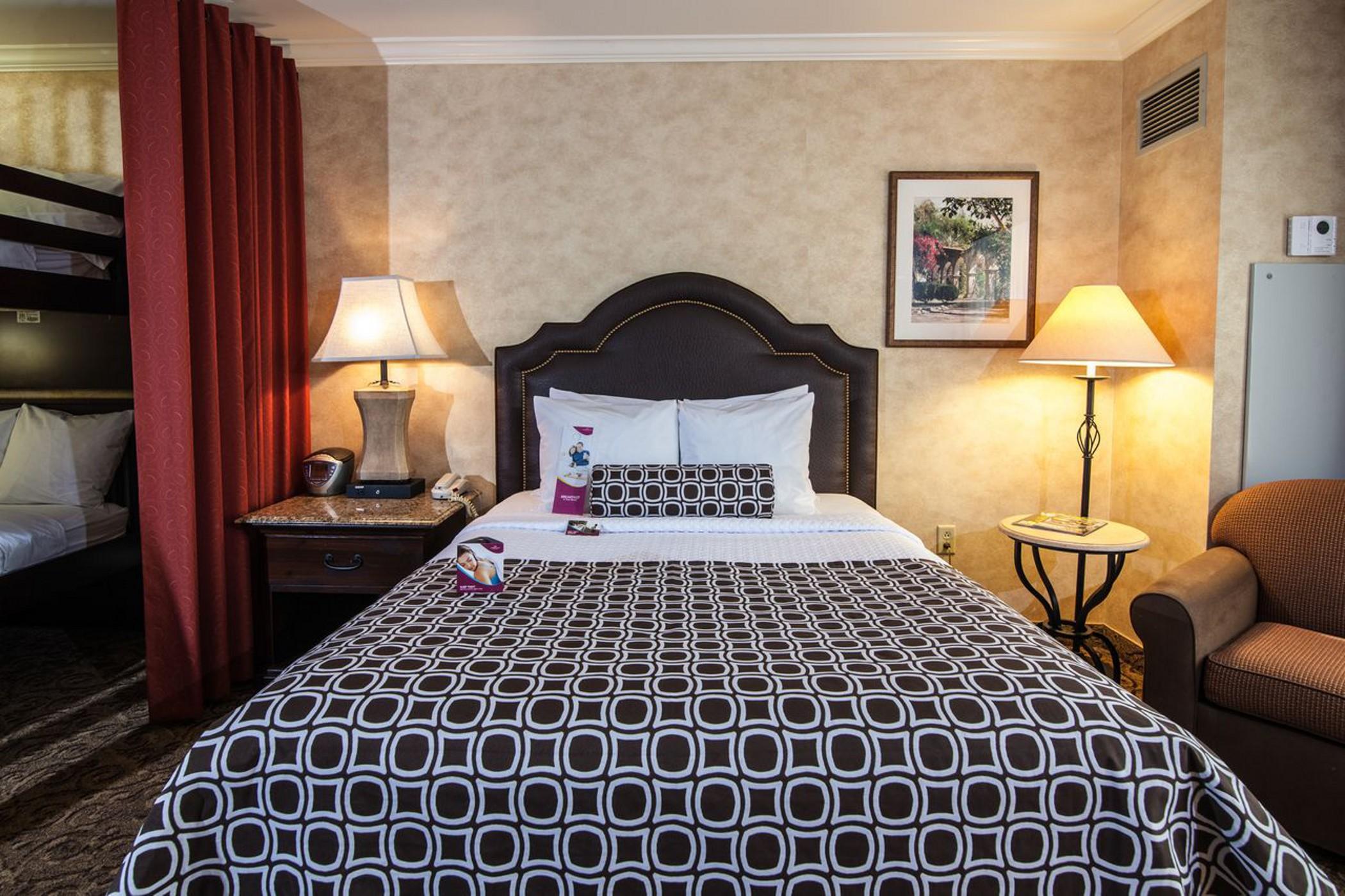 Delta Hotels by Marriott Anaheim Garden Grove Buitenkant foto