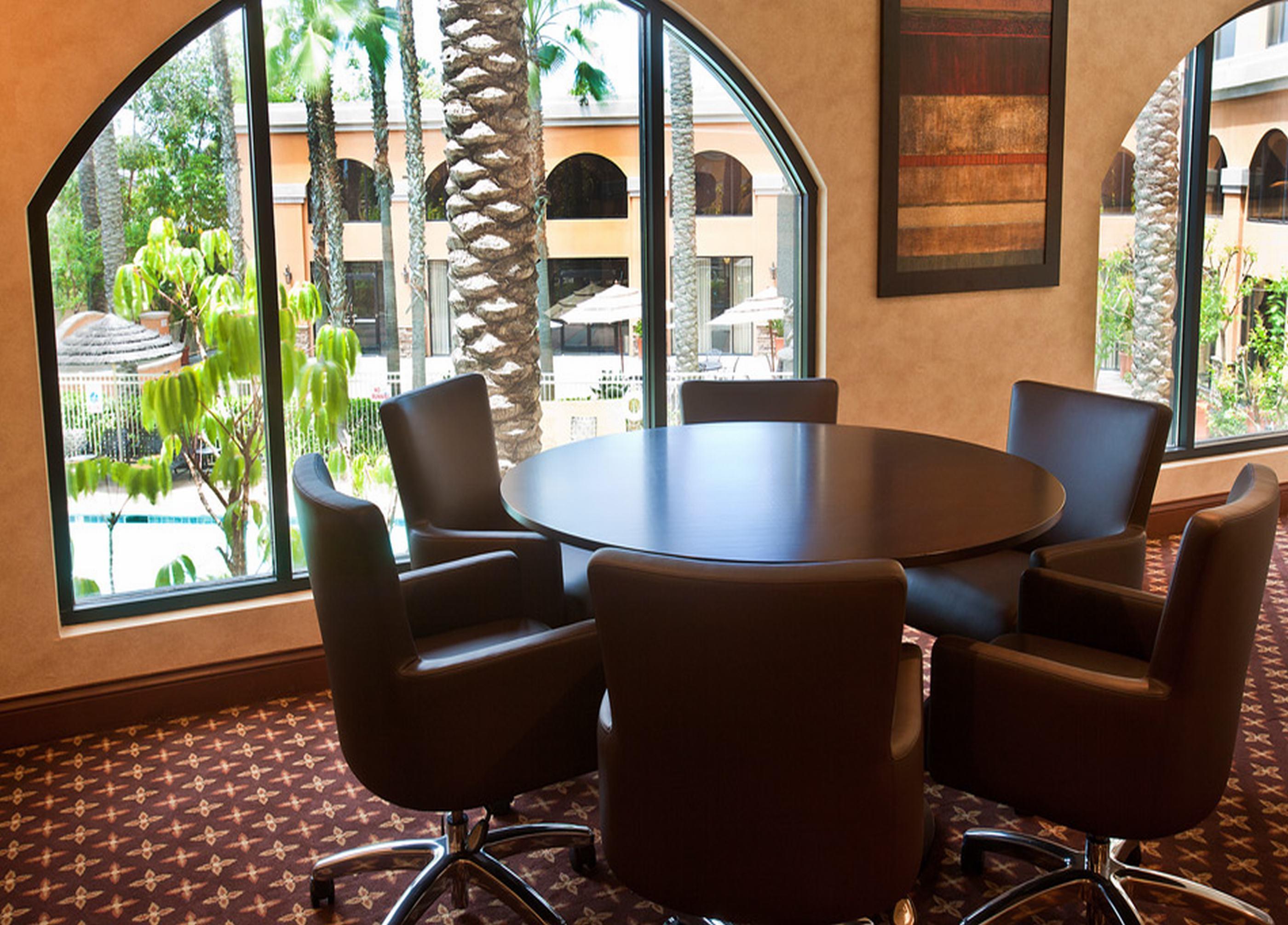 Delta Hotels by Marriott Anaheim Garden Grove Buitenkant foto