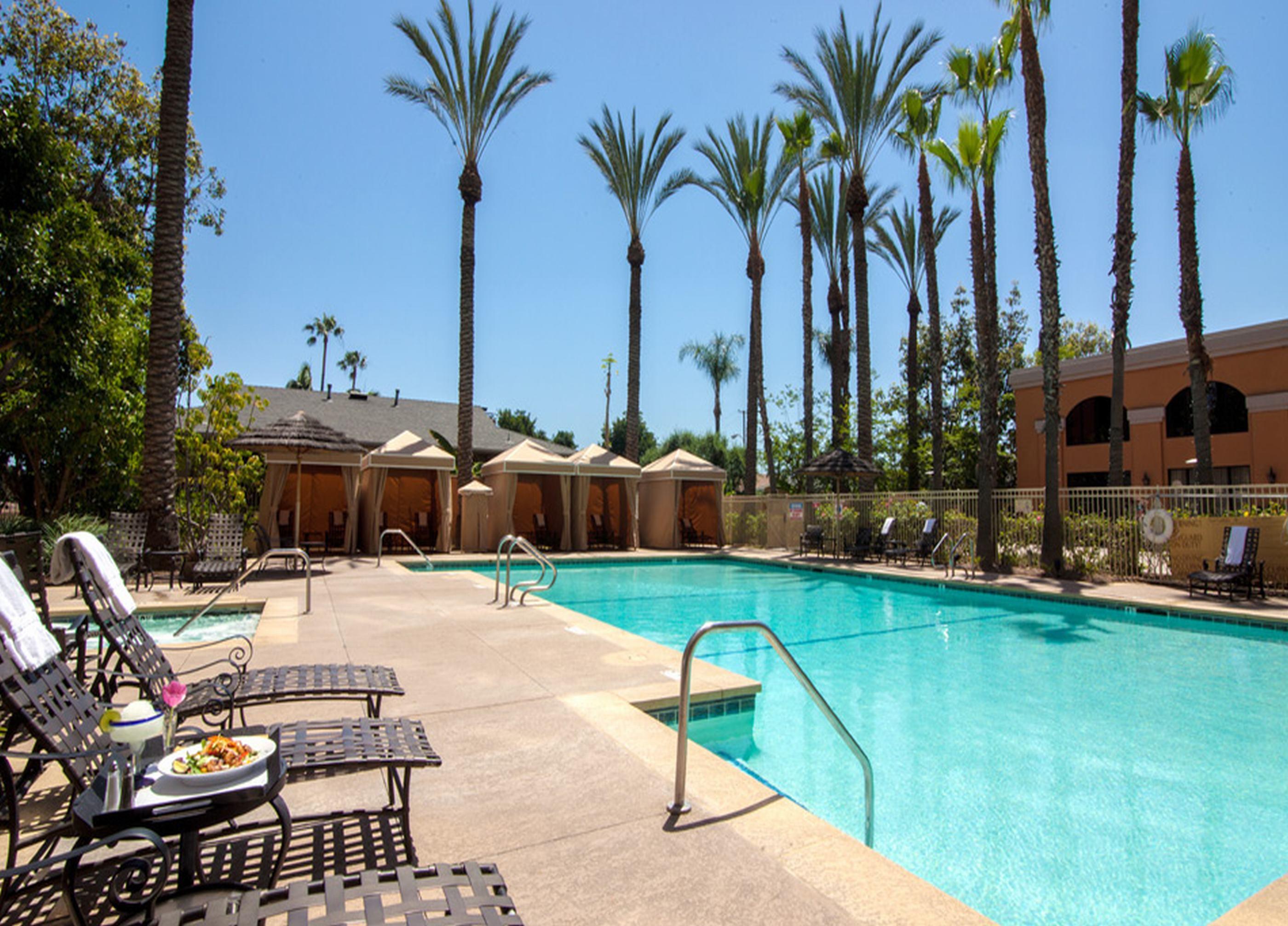 Delta Hotels by Marriott Anaheim Garden Grove Buitenkant foto