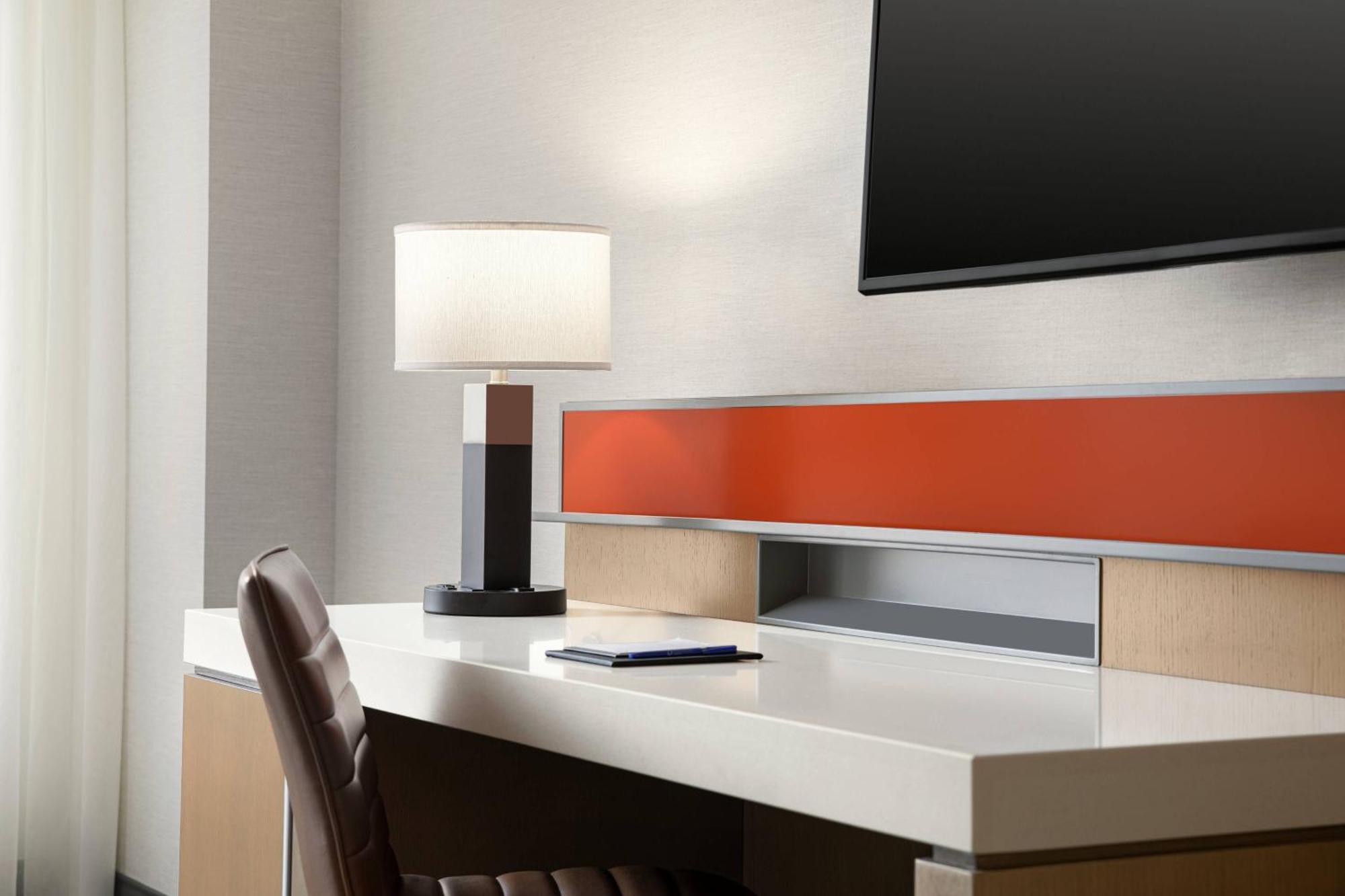 Delta Hotels by Marriott Anaheim Garden Grove Buitenkant foto
