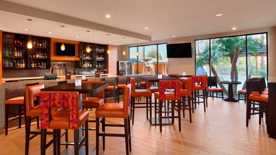 Delta Hotels by Marriott Anaheim Garden Grove Buitenkant foto